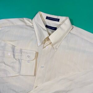 Nautica Mens 16 1/2 34/35 Button Down Long Sleeve Dress Shirt Striped Yellow‎